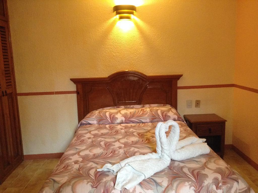 Real Del Valle Hotel